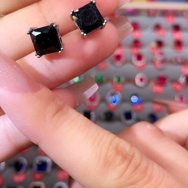 蓝宝石耳饰银S925镶嵌