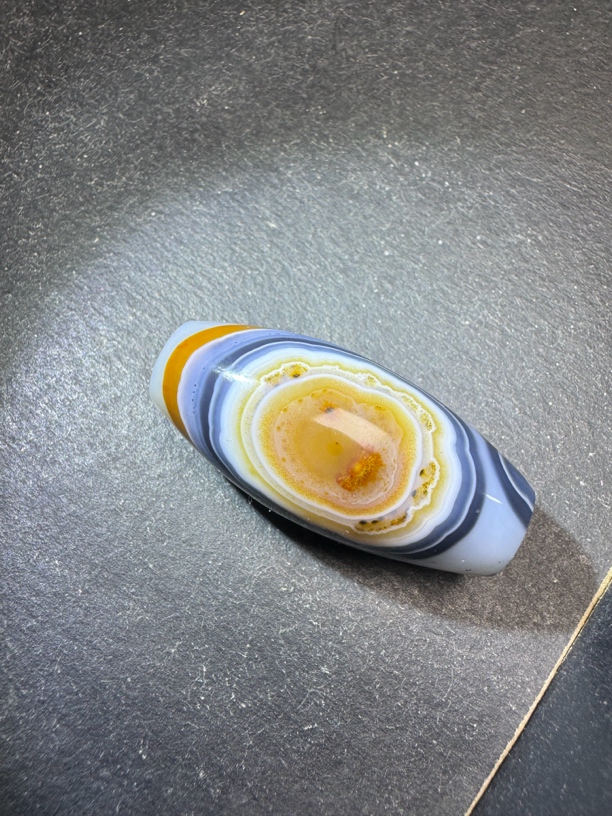 天然沙沙带花缠丝玛瑙尺寸40*18.9