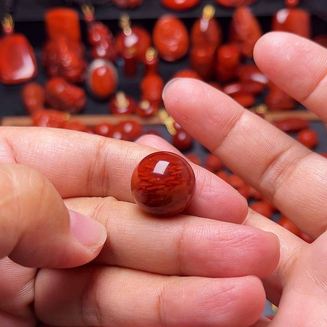 南红玛瑙未镶嵌配饰妖花牛血火焰纹圆珠17mm