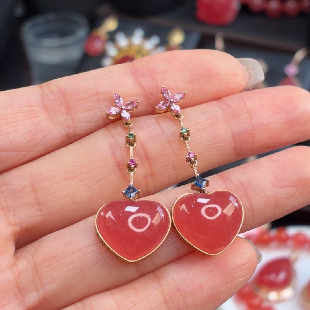 菱锰矿（红纹石）18K金镶嵌耳钉春天限定款爱心耳钉