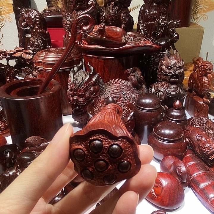《***》小叶紫檀印度小叶紫檀莲蓬手把件工艺品