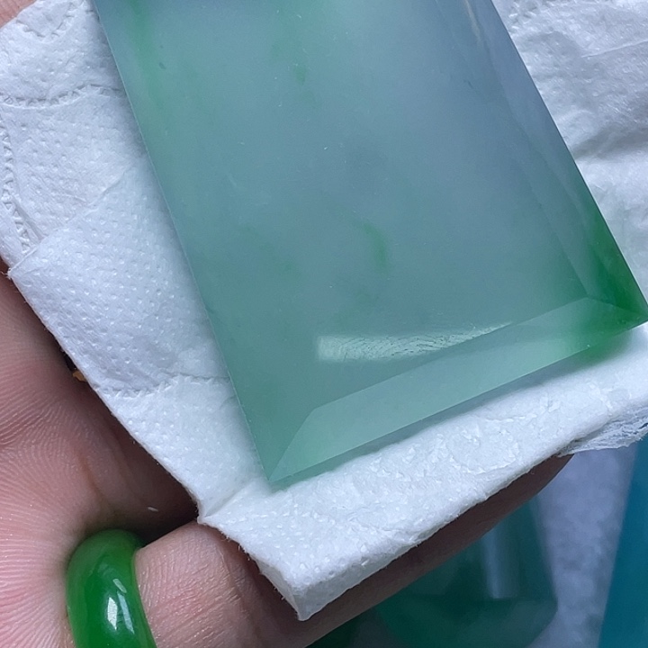 突***我无事牌，飘金丝绿