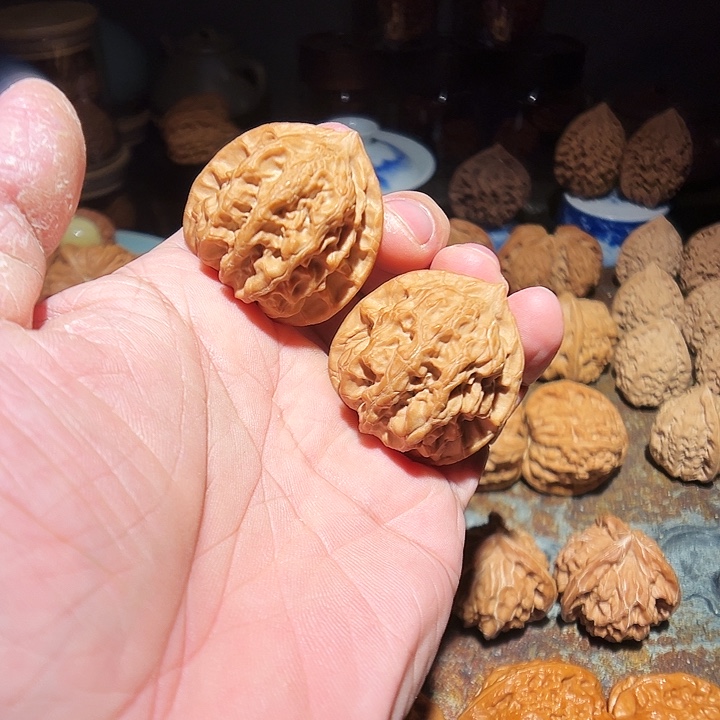 喀***咪文玩核桃吊坠全品老翻天印