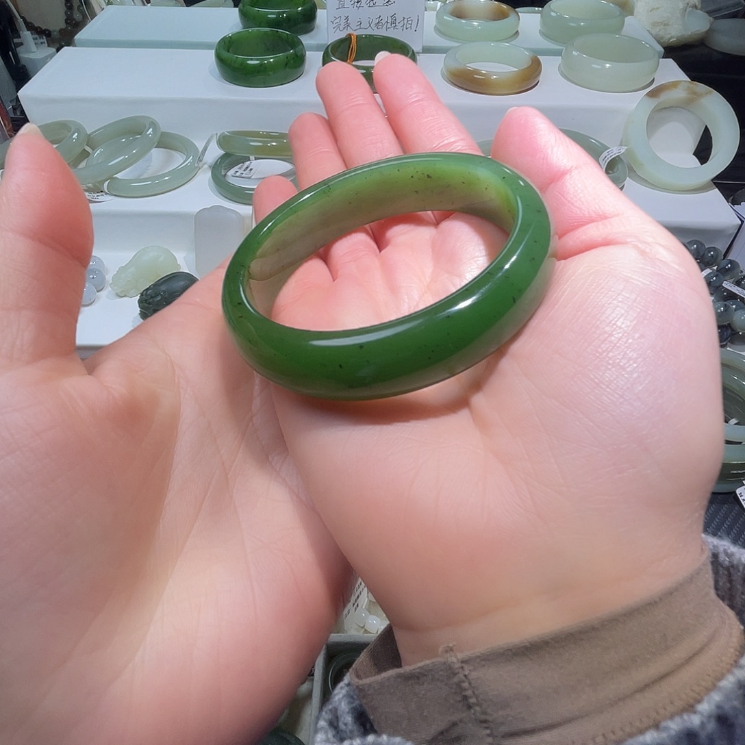 和田玉（糖玉）未镶嵌手链