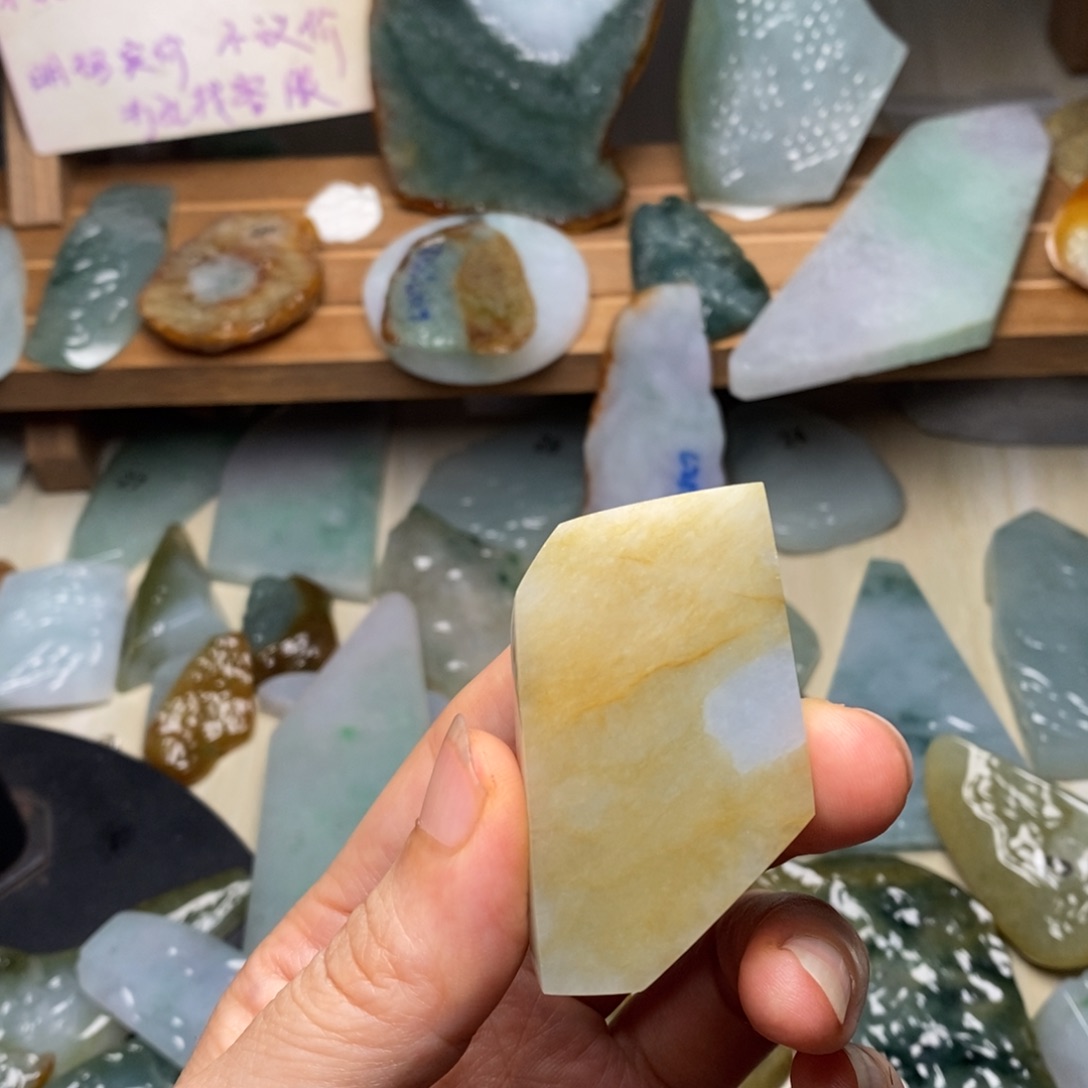 翡翠未镶嵌颈饰天然