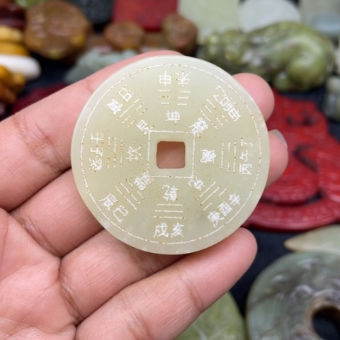 蛇纹石玉颈饰未镶嵌97