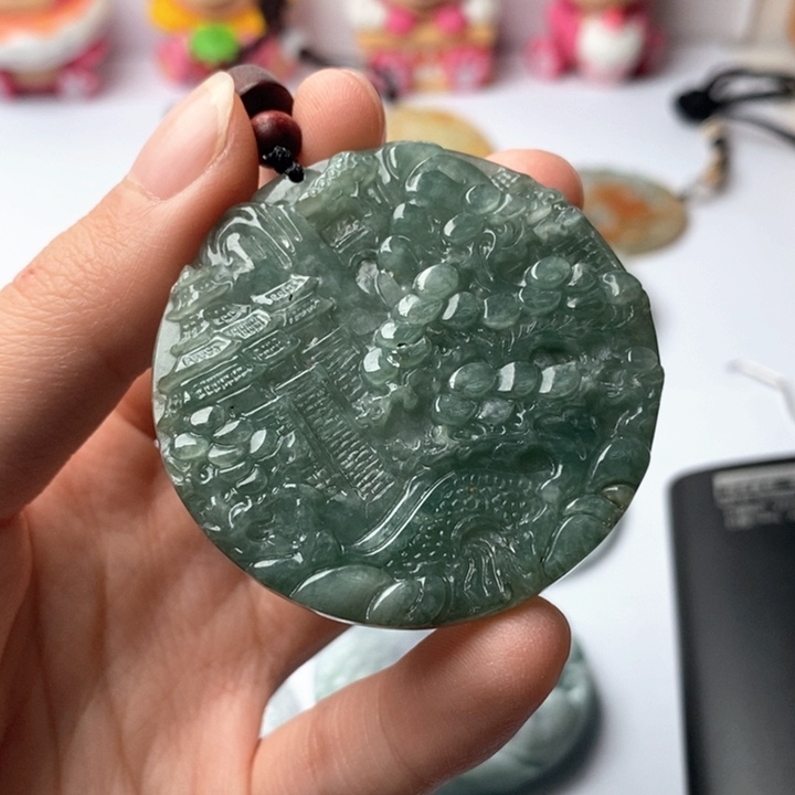 翡翠未镶嵌颈饰翡翠