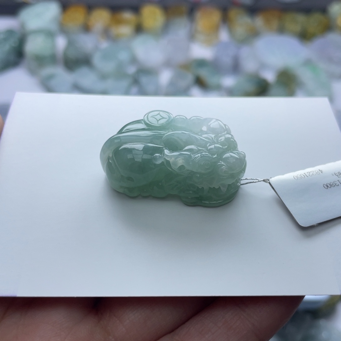 翡翠颈饰未镶嵌彪*貔貅