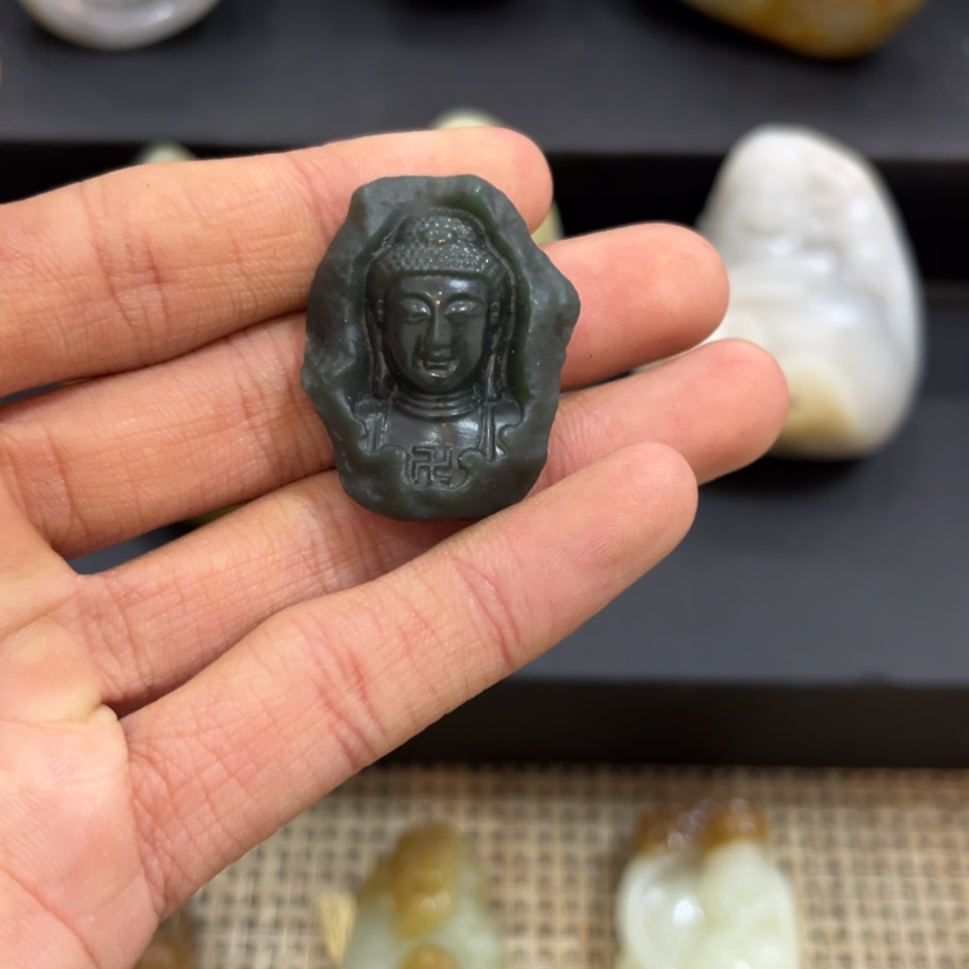 和田玉挂件未镶嵌