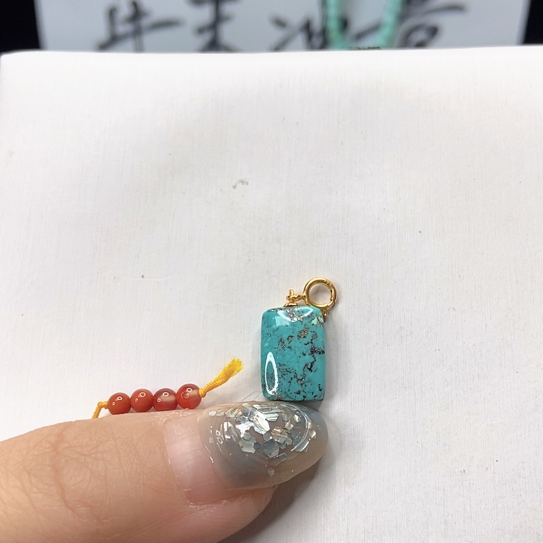 南红玛瑙未镶嵌珠宝奇石