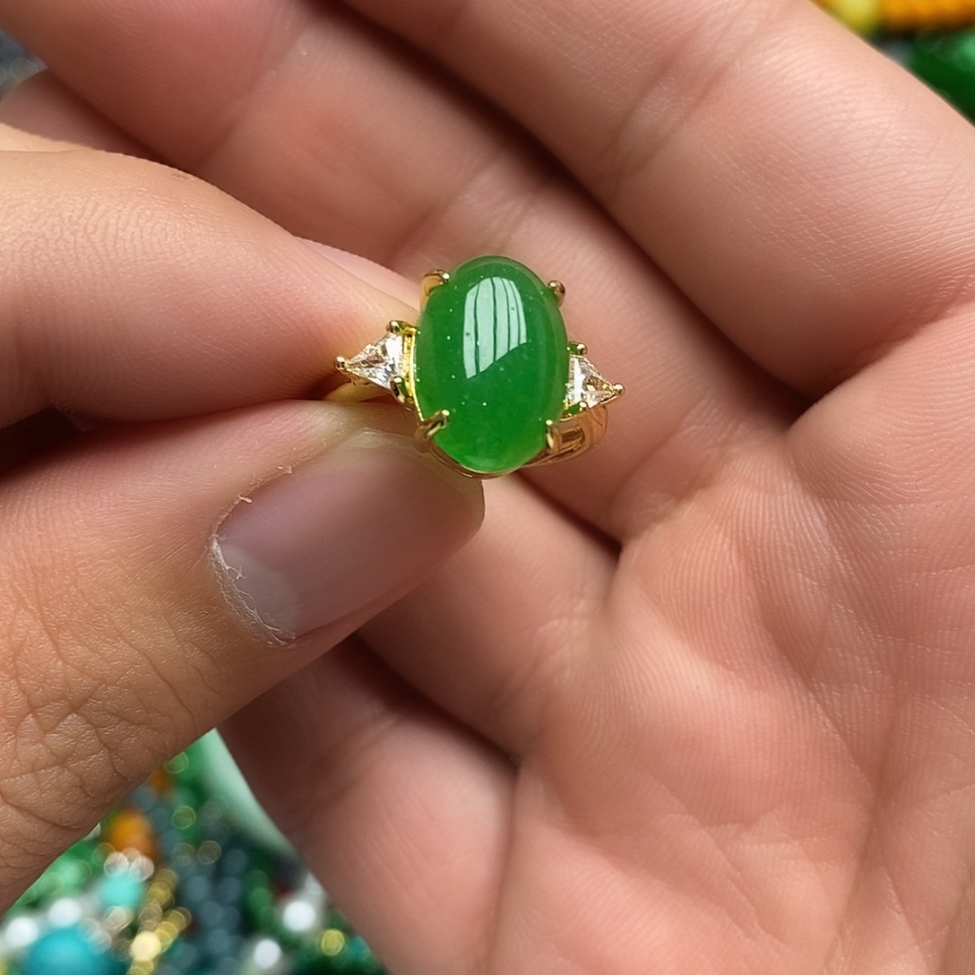 未***妻翡翠未镶嵌戒指888