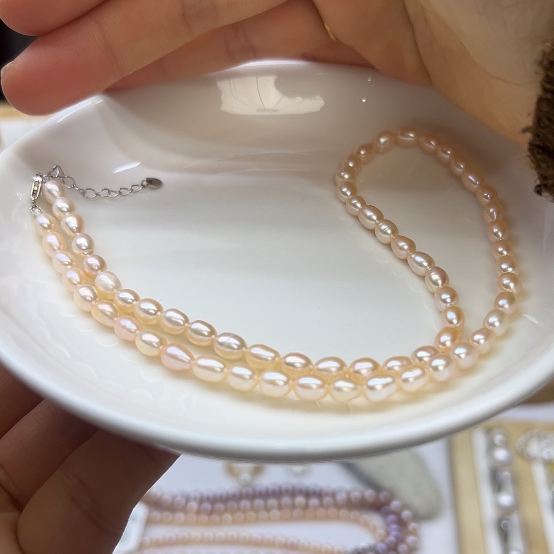 银S925镶嵌淡水珍珠颈饰4-5mm米粒型项链