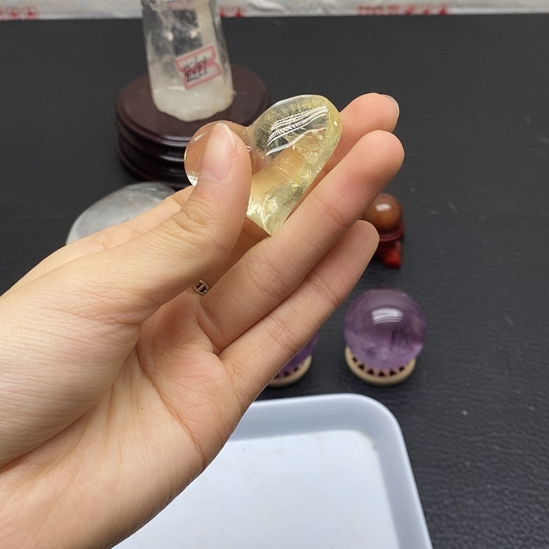 水晶未镶嵌珠宝半成品384水晶石