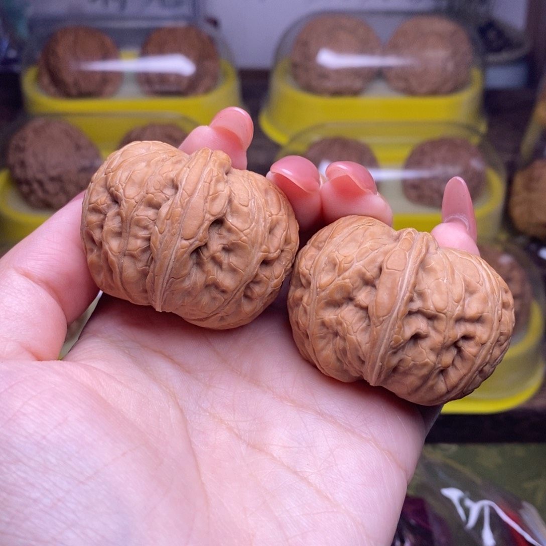 文玩核桃吊坠全品42尺平谷元宝精品