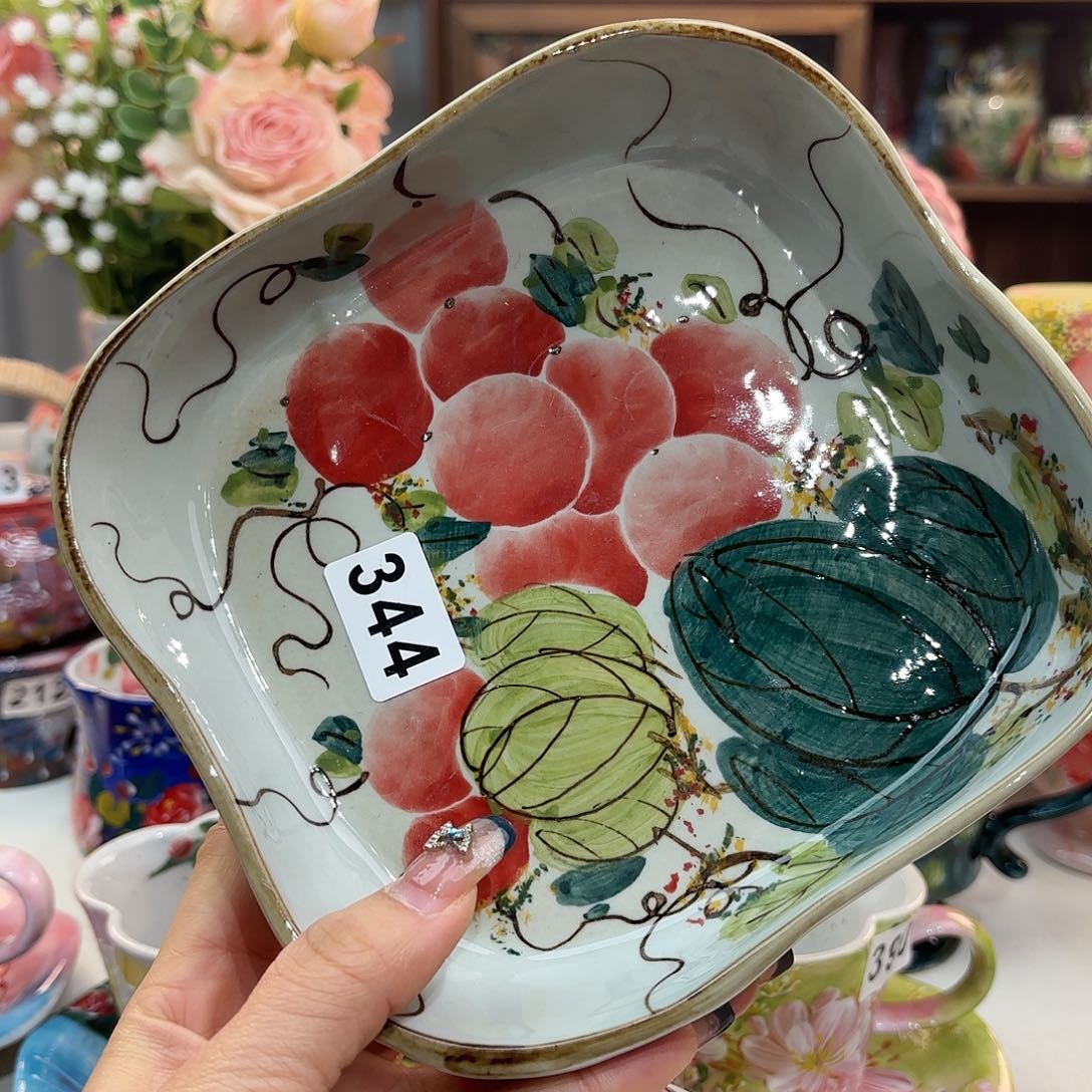 瓷片兔兔我要和她