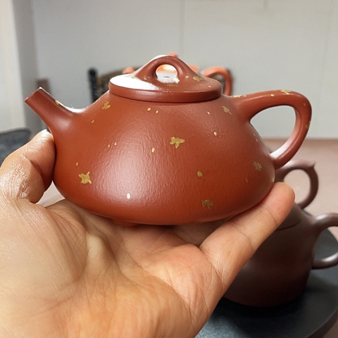 茶壶紫砂本山朱泥，石瓢，200 c c