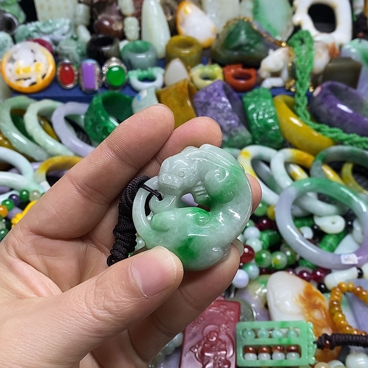 颈饰未镶嵌翡翠缅甸翡翠首饰配饰