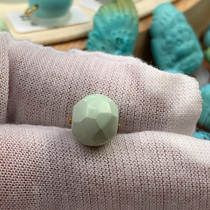 绿松石未镶嵌珠宝奇石菜籽无相珠10.3mm