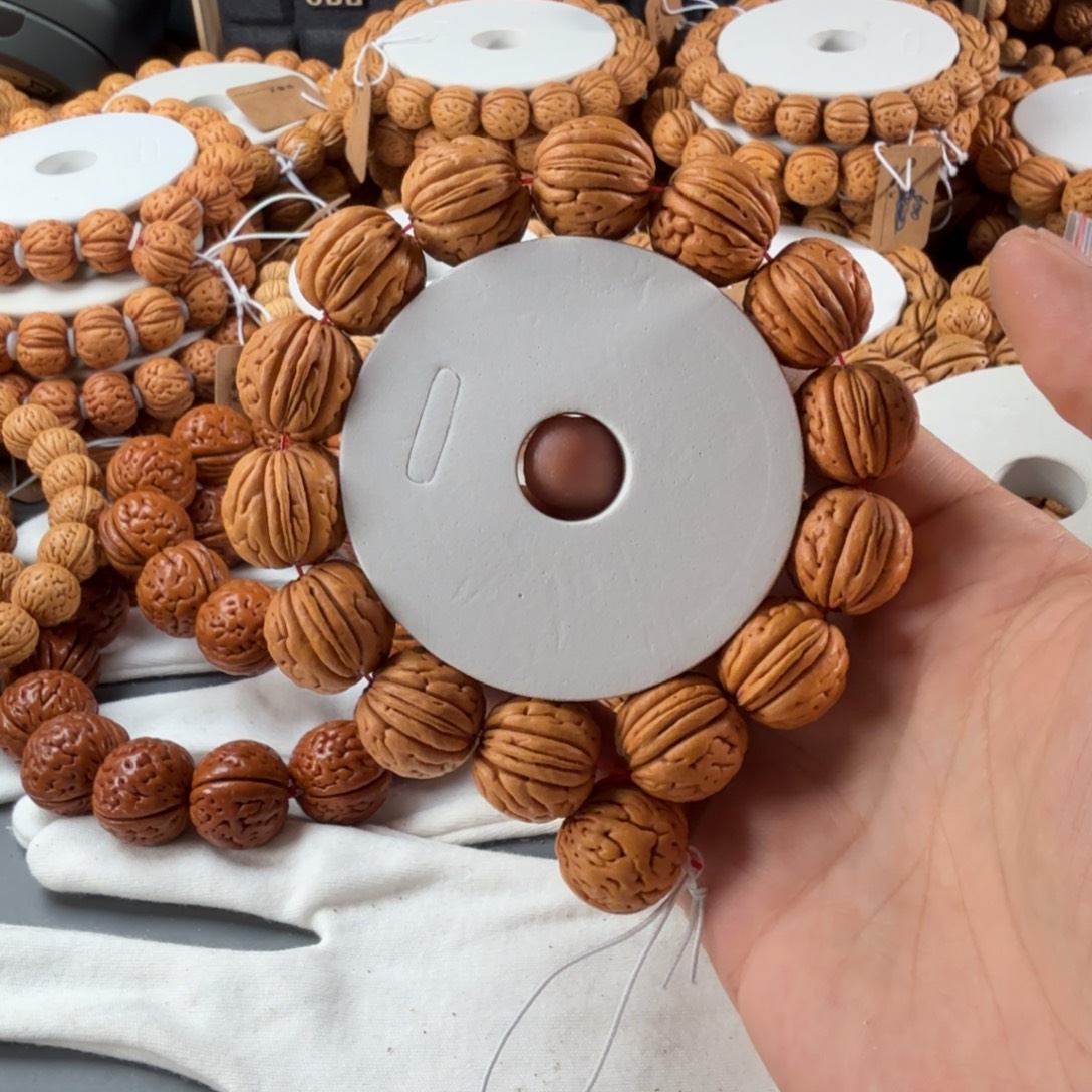 T***鹅桃核手串20盘锦肌肉纹B