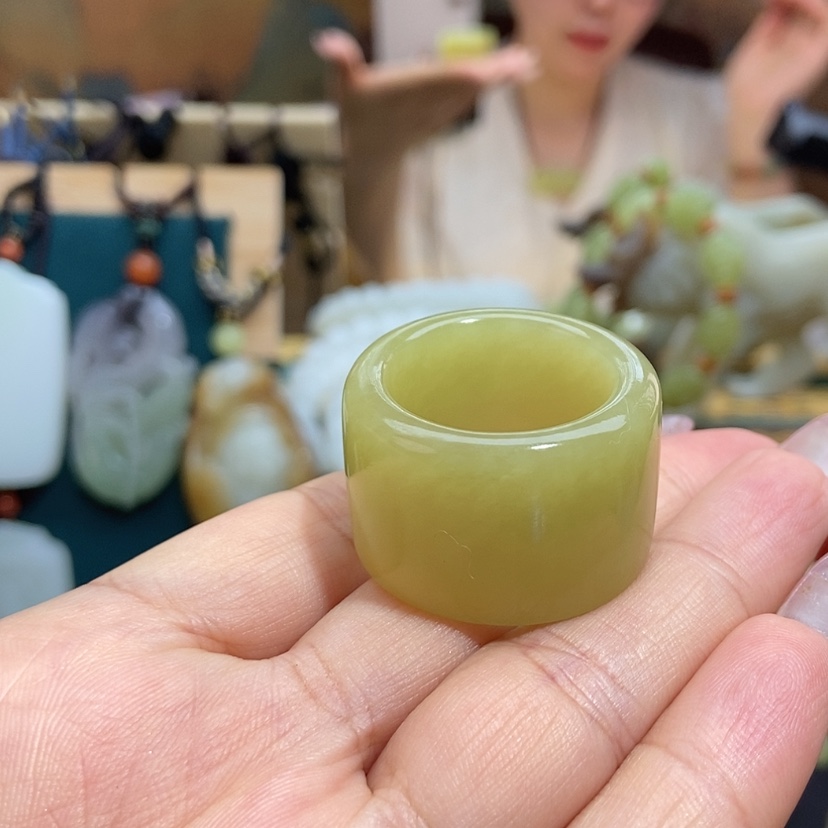 【闪购商品】未镶嵌手链和田玉