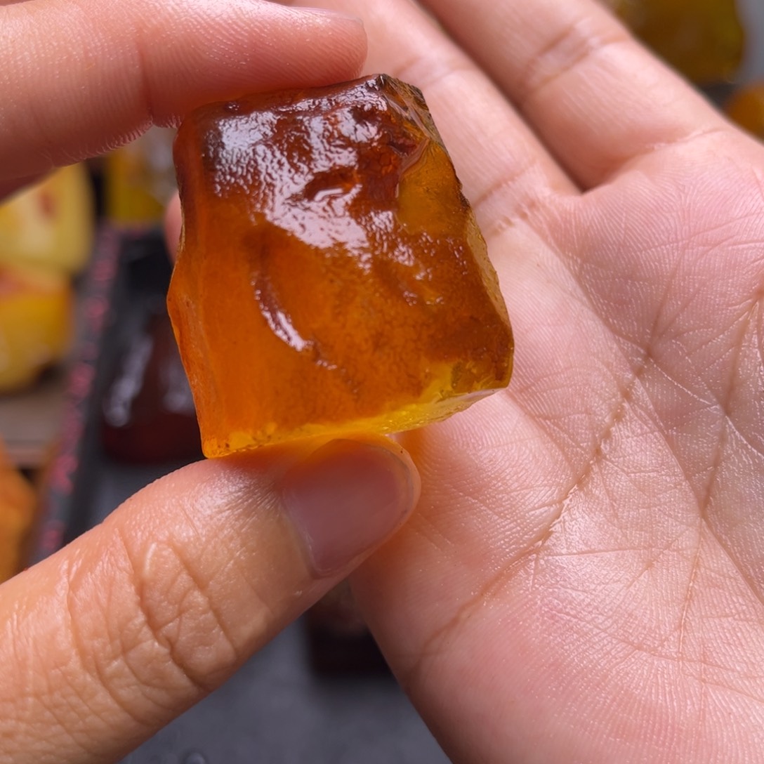定制琥珀未镶嵌琥珀蜜蜡原石定制