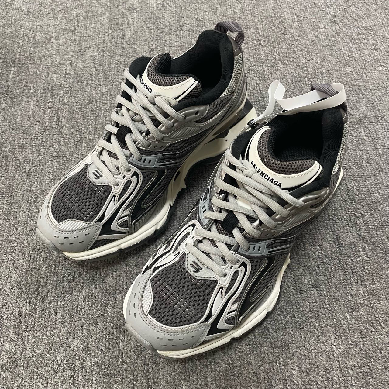 95新 Balenciaga/巴黎世家  X-Pander 防滑低帮休闲鞋  37码/3011