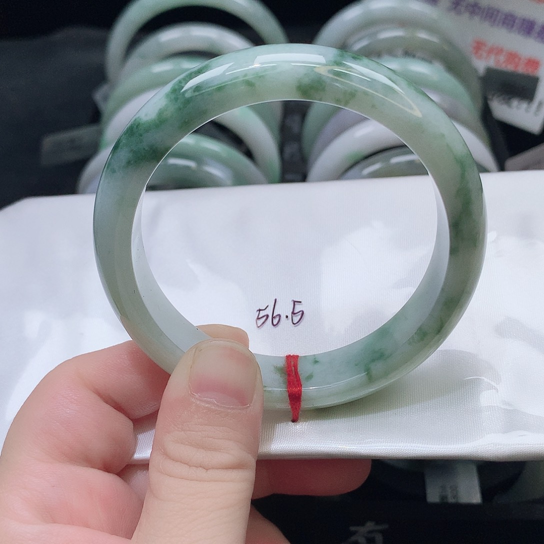 翡翠未镶嵌手镯Y7