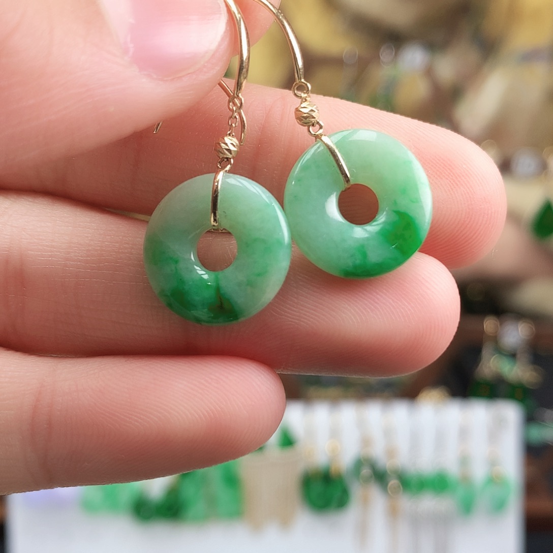 翡翠耳饰18K金镶嵌耳饰