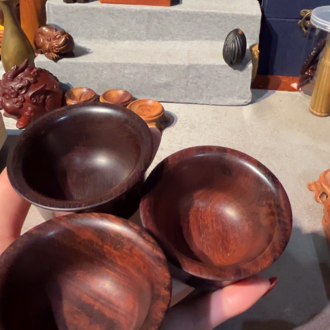 用***1染料紫檀（血檀）杯子