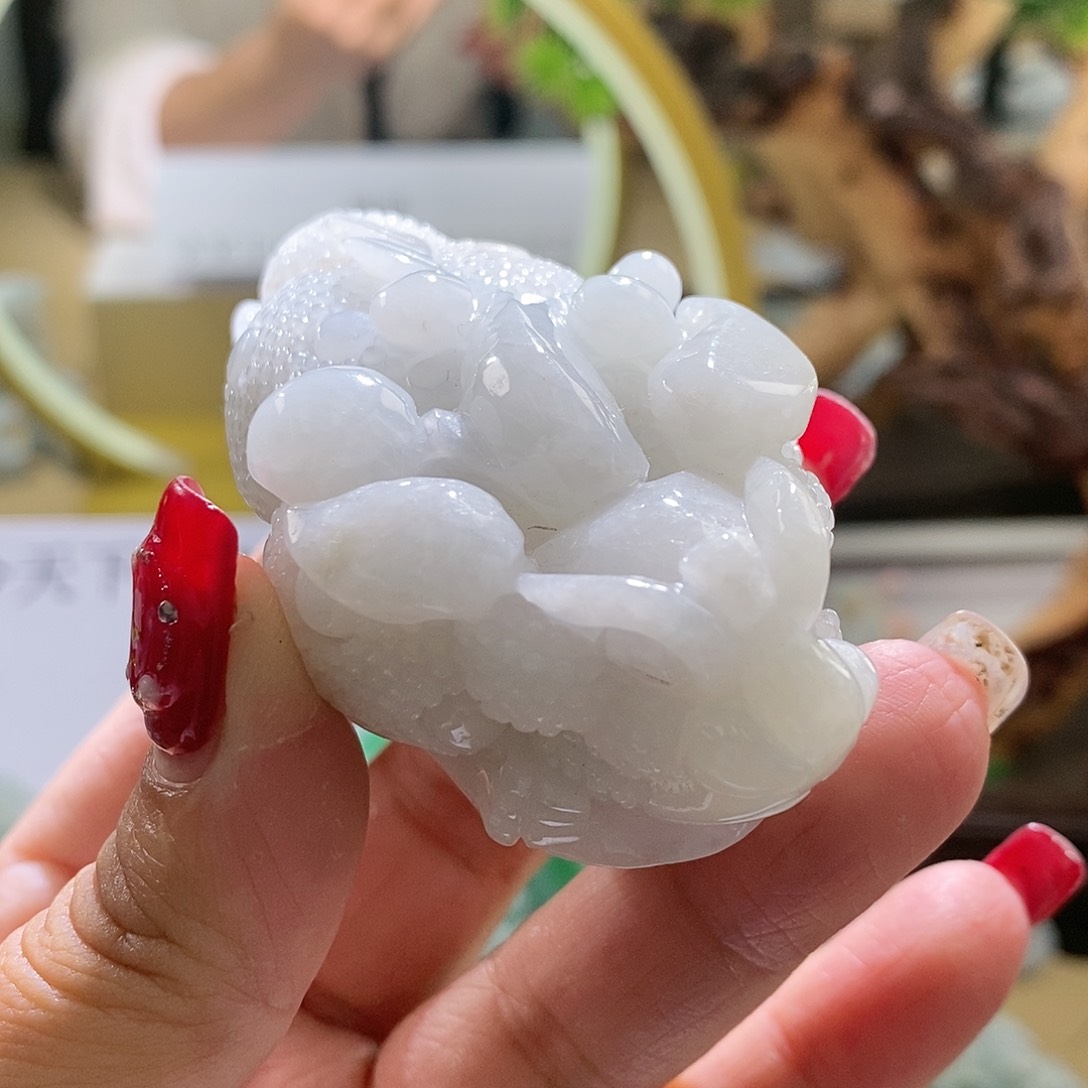 【闪购商品】翡翠颈饰未镶嵌金蟾