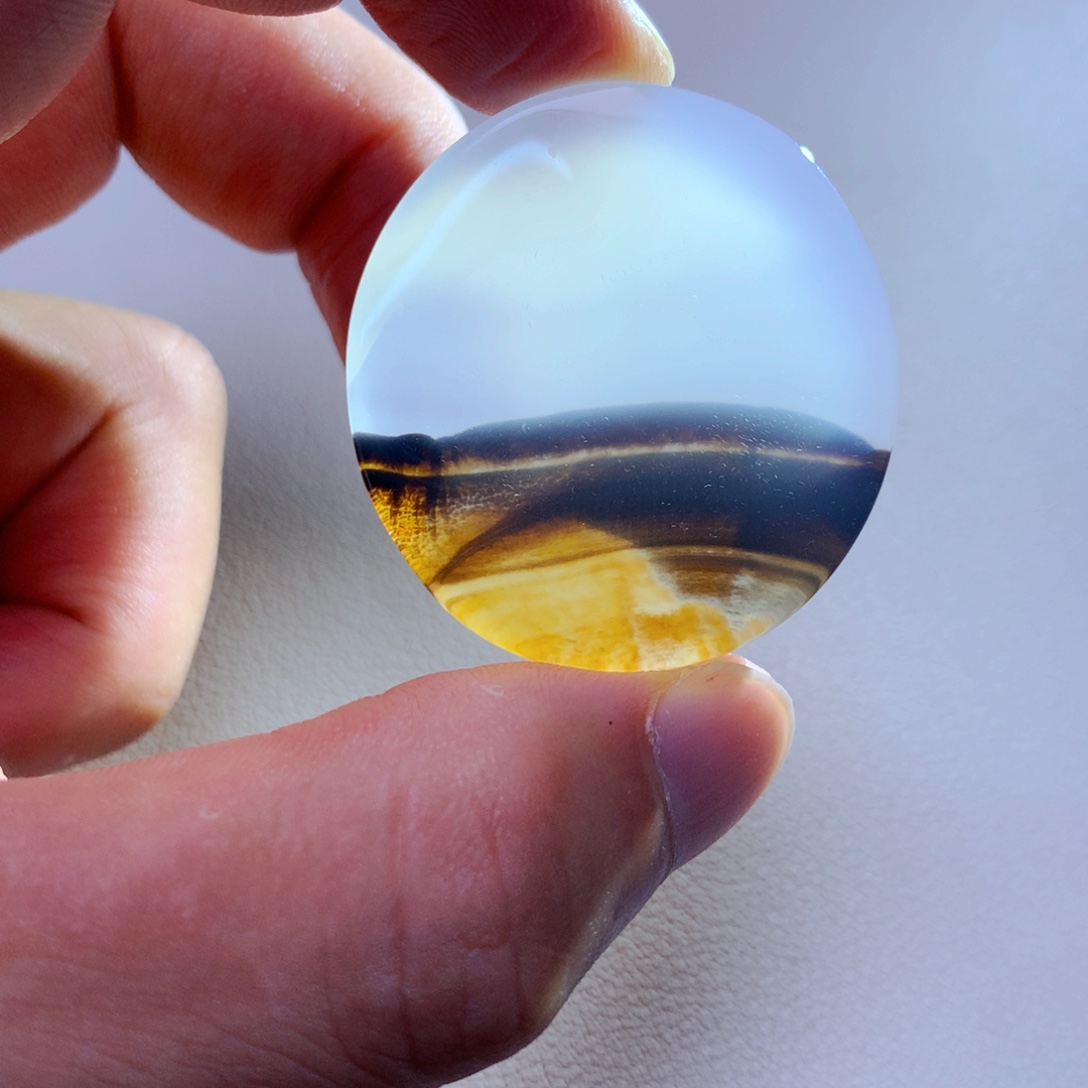 冷***观玛瑙/玉髓颈饰未镶嵌