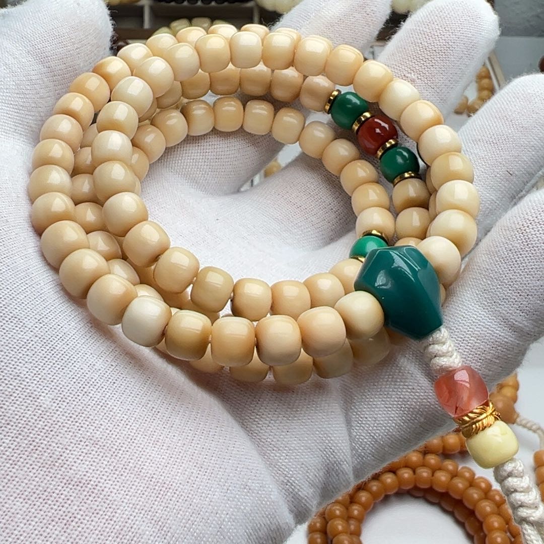 龙脊菩提手串卡8 干磨龙脊菩提小孔道无钥匙孔108S9