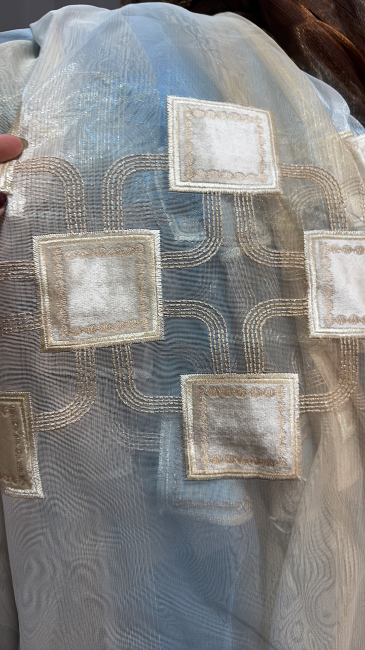 7米一片，挂钩款，2.7米高，窗帘纱