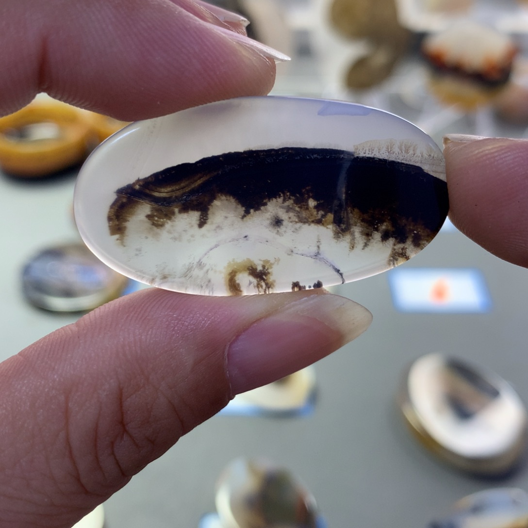 玛瑙/玉髓颈饰未镶嵌