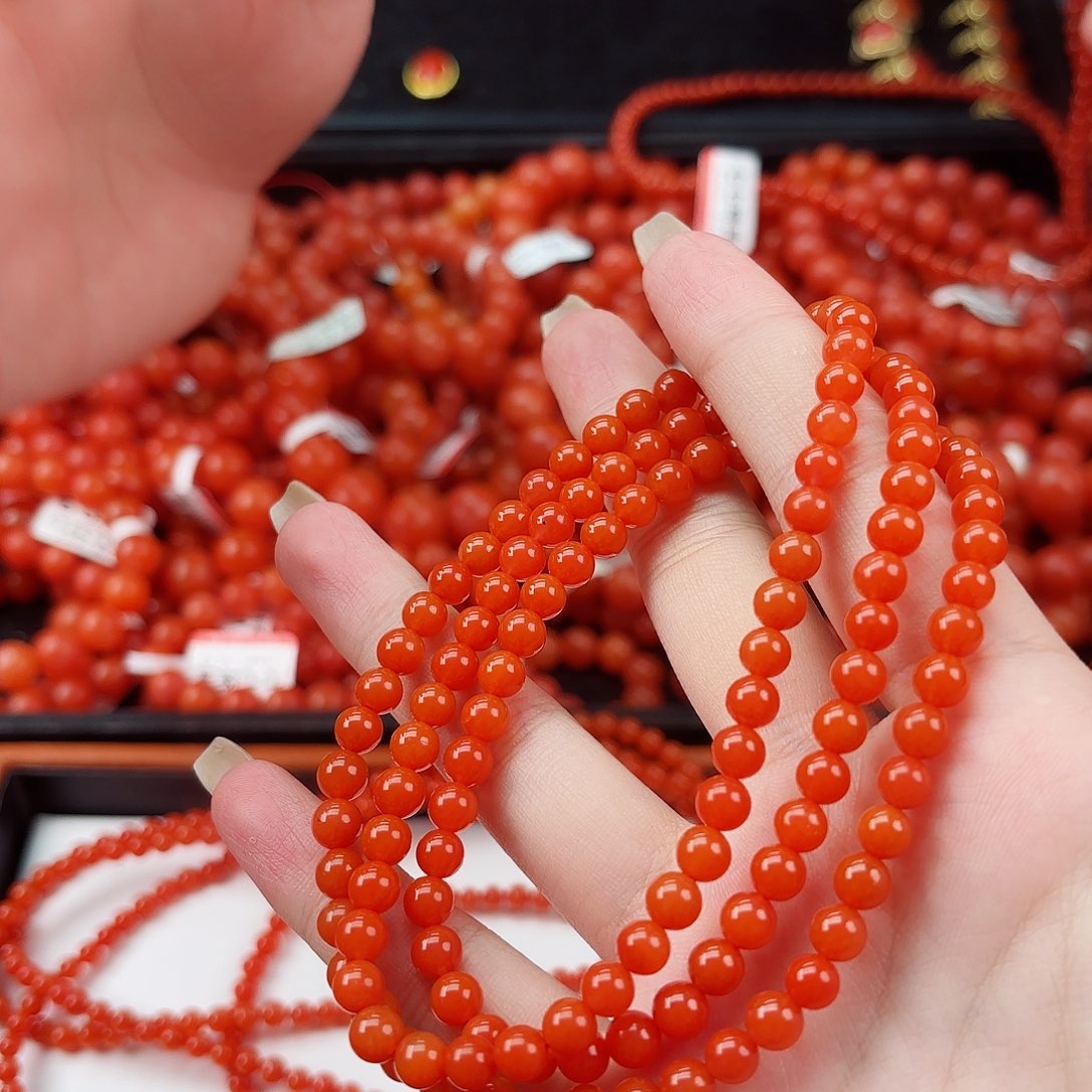 南红玛瑙阿东寨卡5多圈未镶嵌