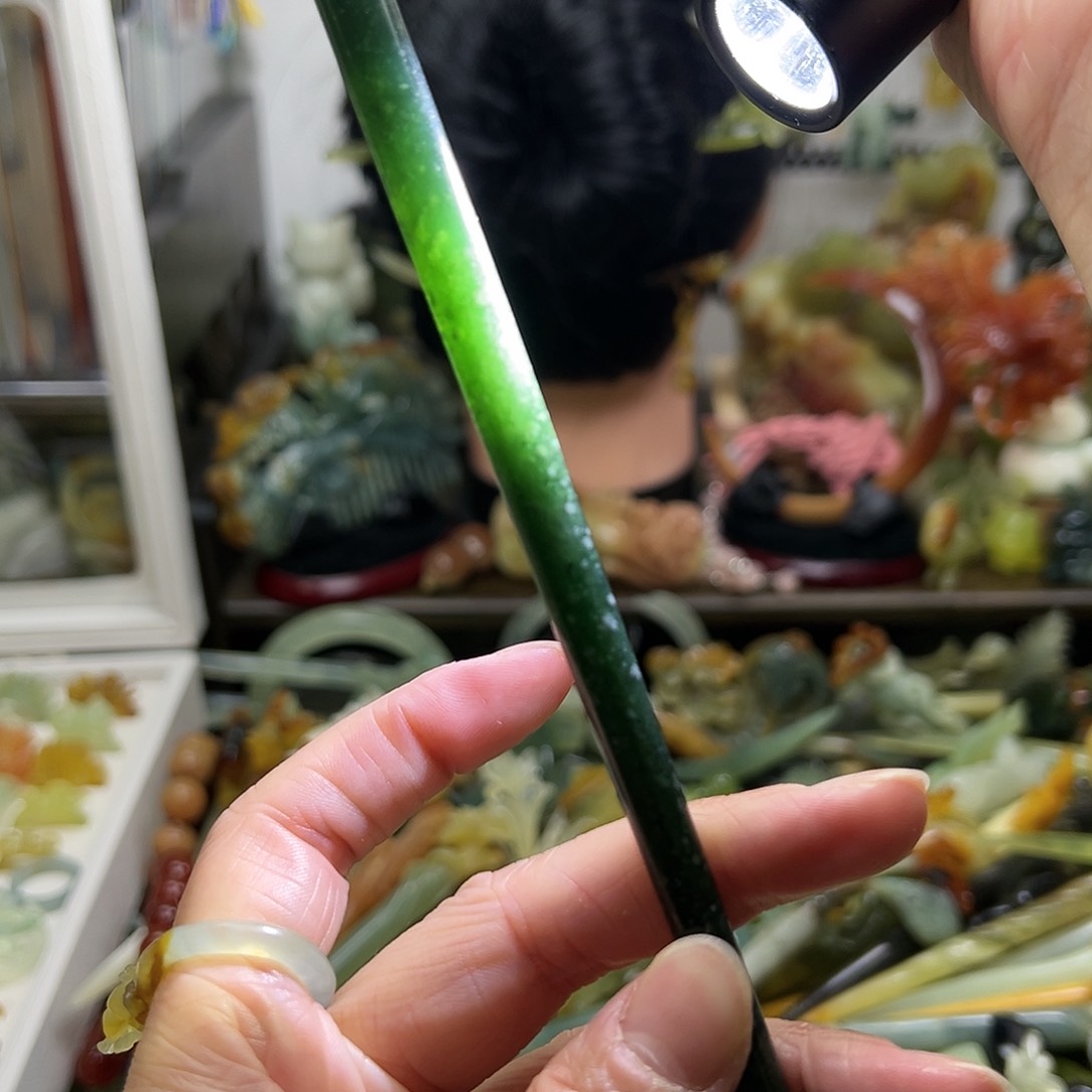 蛇纹石玉发饰未镶嵌