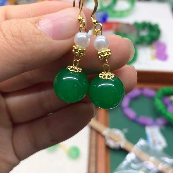 颈饰未镶嵌翡翠吊坠