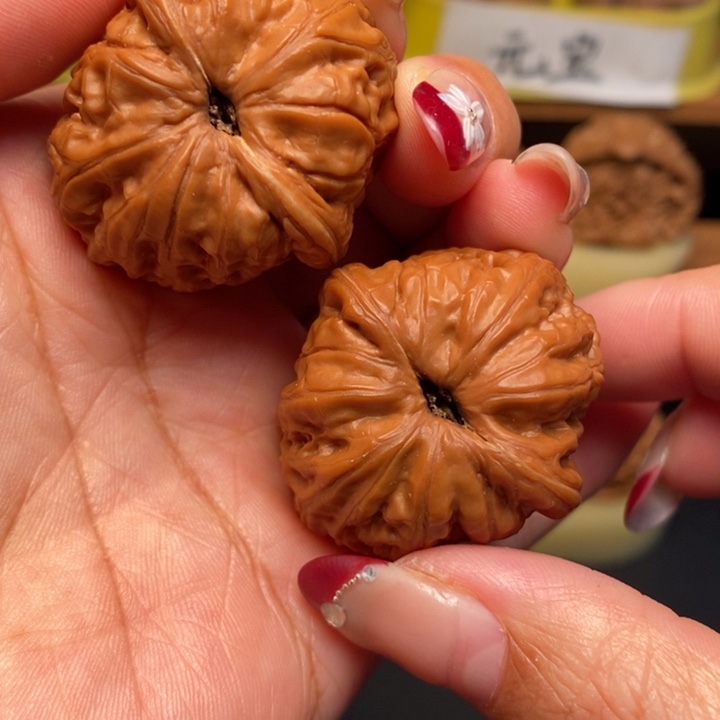 吊坠文玩核桃39元宝