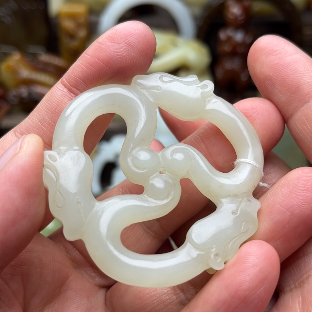 和田玉颈饰未镶嵌