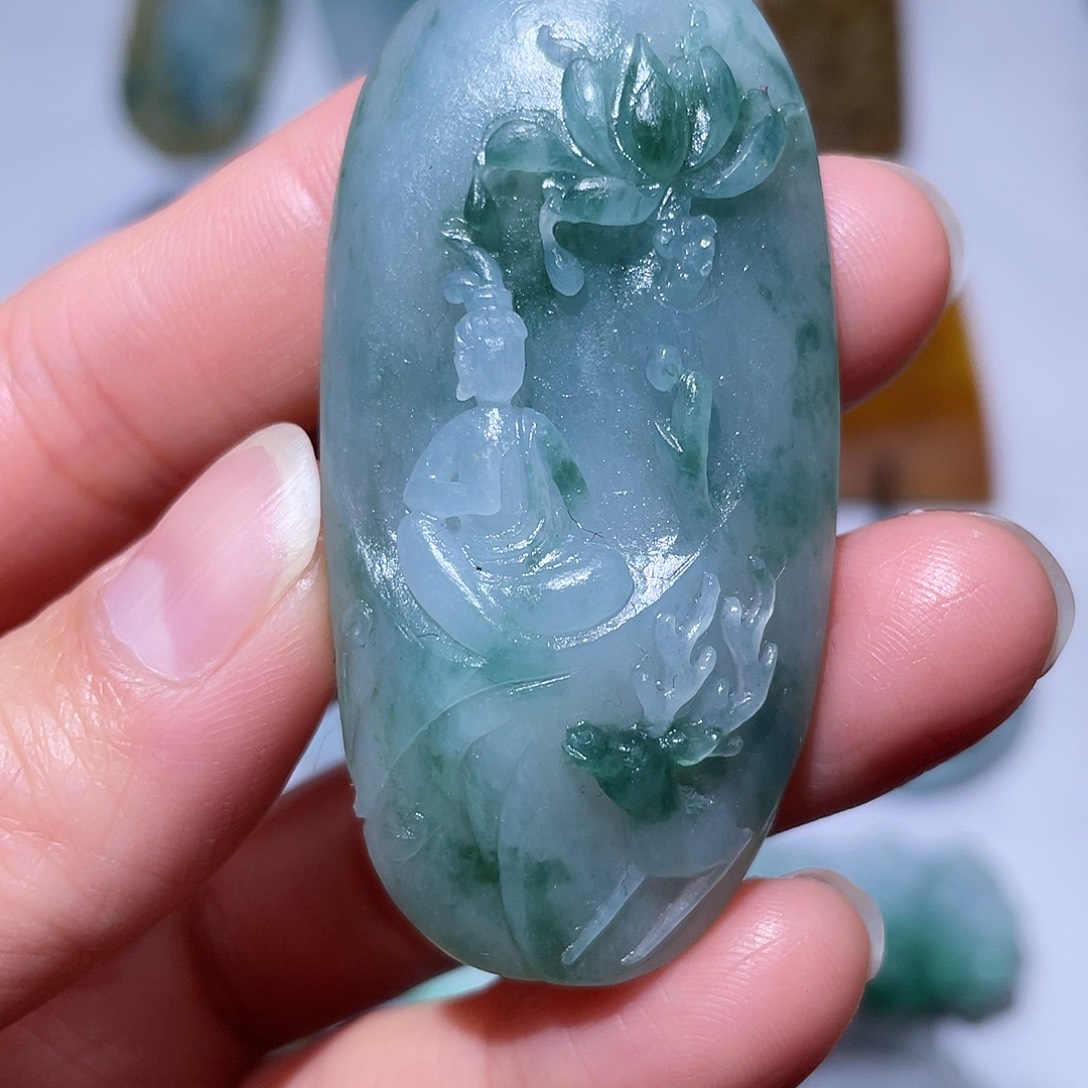 定制翡翠未镶嵌娜*于翡翠