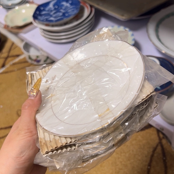 盖碗瓷器直播放漏中