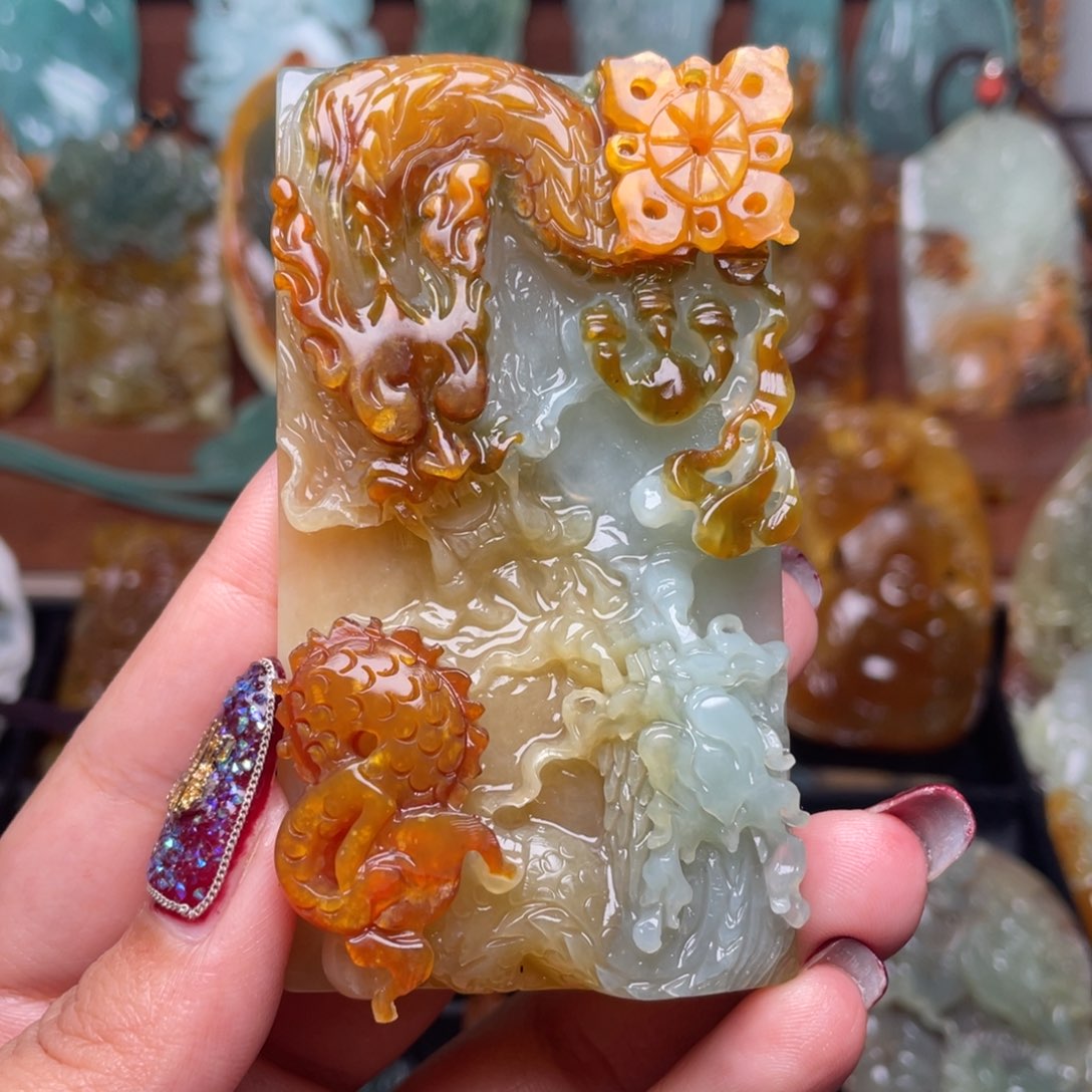 蛇纹石玉颈饰未镶嵌贵*哥