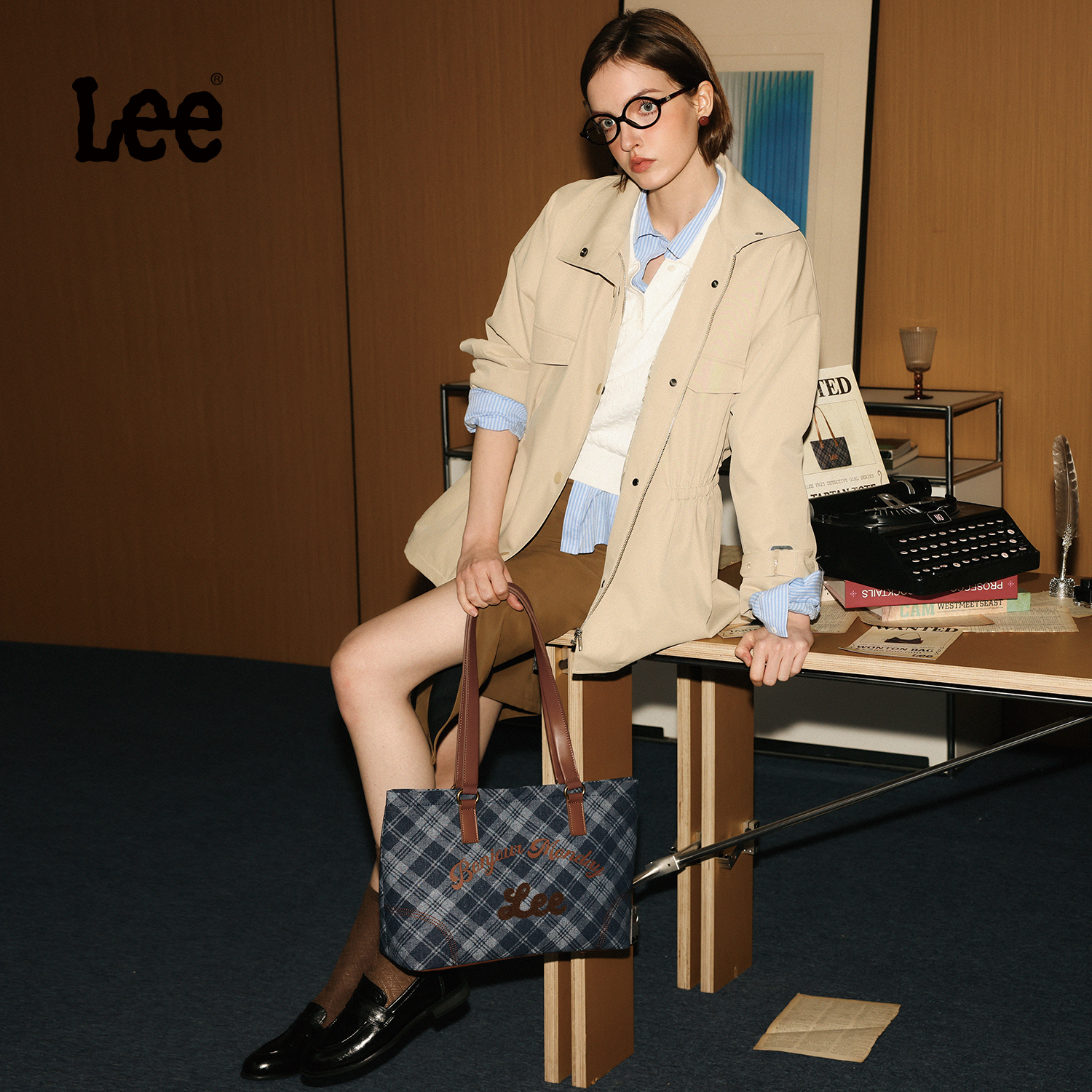 Lee【春夏大促特价】少女侦探V系列英伦格纹格纹托特单肩包电脑包商品图