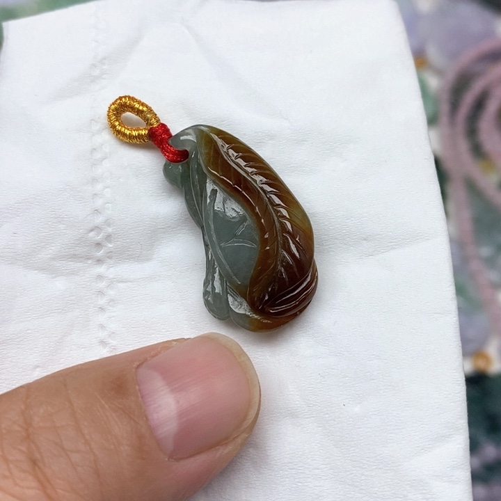 翡翠未镶嵌颈饰09号