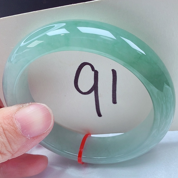 翡翠未镶嵌手镯翡翠