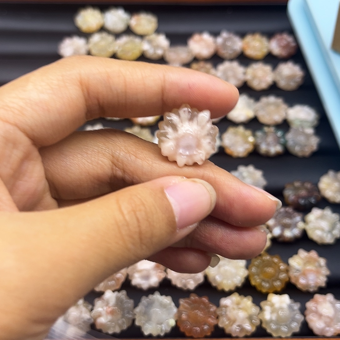 小***游玛瑙/玉髓未镶嵌颈饰