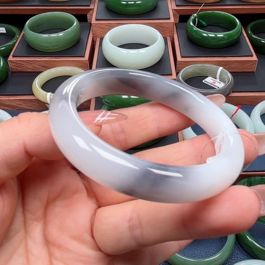 未镶嵌手镯和田玉5455圈口