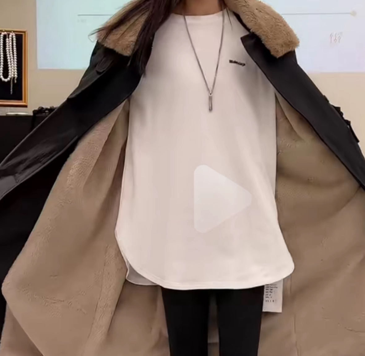 888人手必备保暖舒适黑字母衬衣袖白色加绒大T恤08