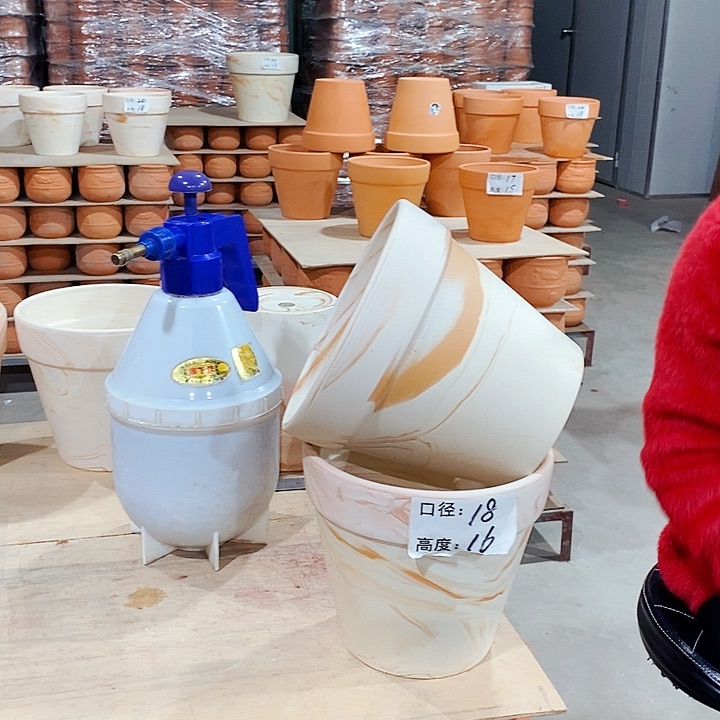 红陶玛奇朵18×16两个