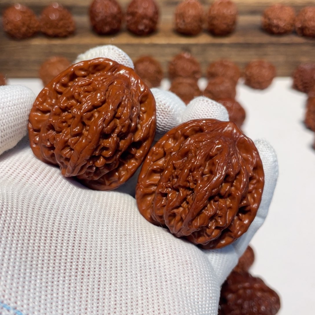 T***1文玩核桃吊坠虎头388.05. #00#WY